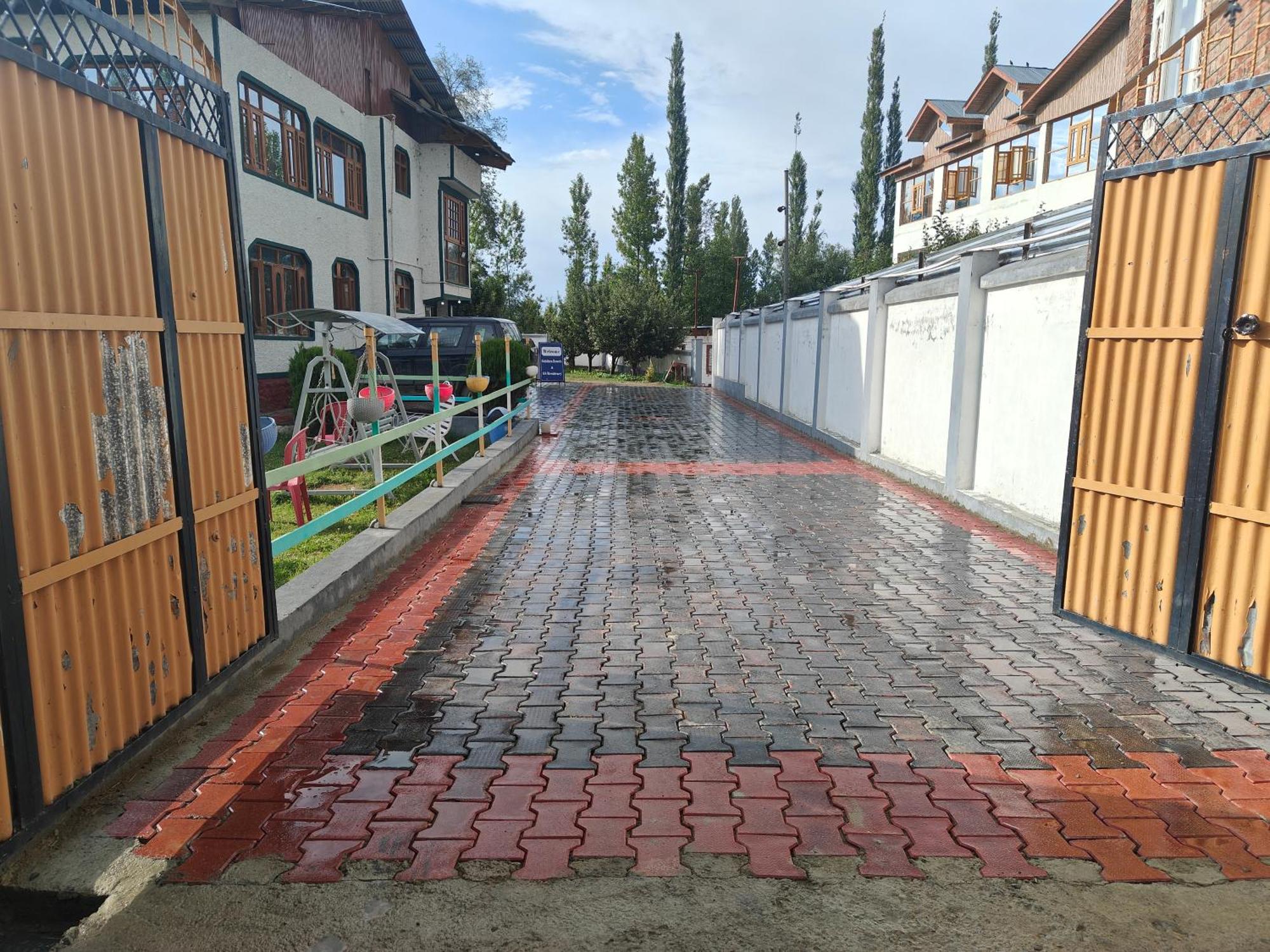 Gulmarg Gs Residency Hotel Exterior foto